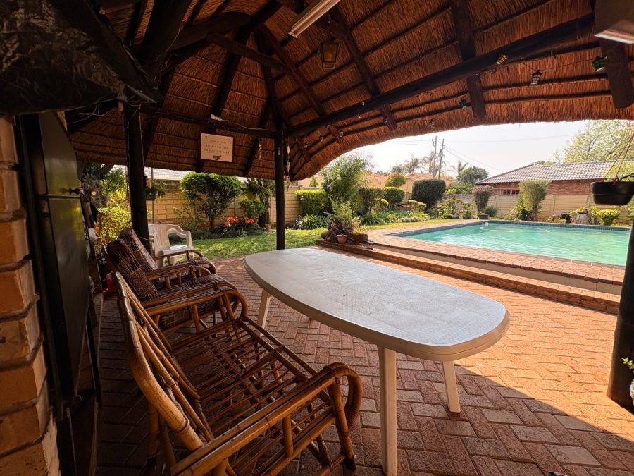 4 Bedroom Property for Sale in Flamwood North West
